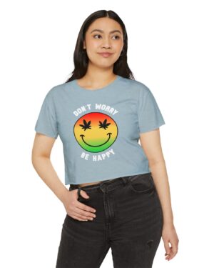 don't worry be happy 420 crop tee