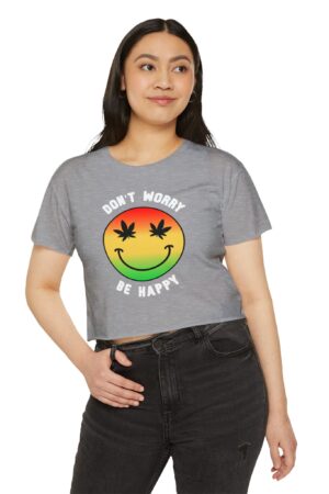 don't worry be happy 420 crop tee