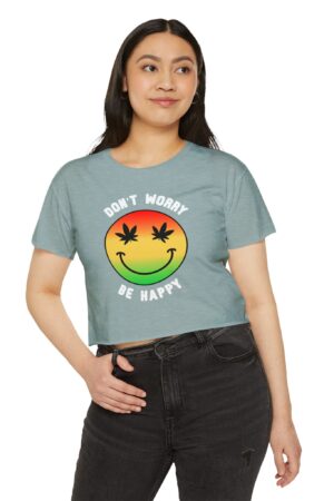 don't worry be happy 420 crop tee